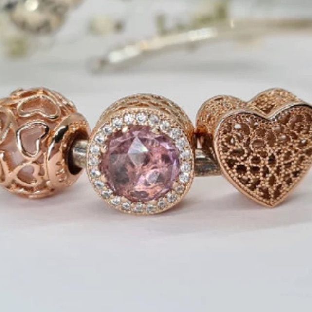 Pandora Rose Gold, Charm Set.